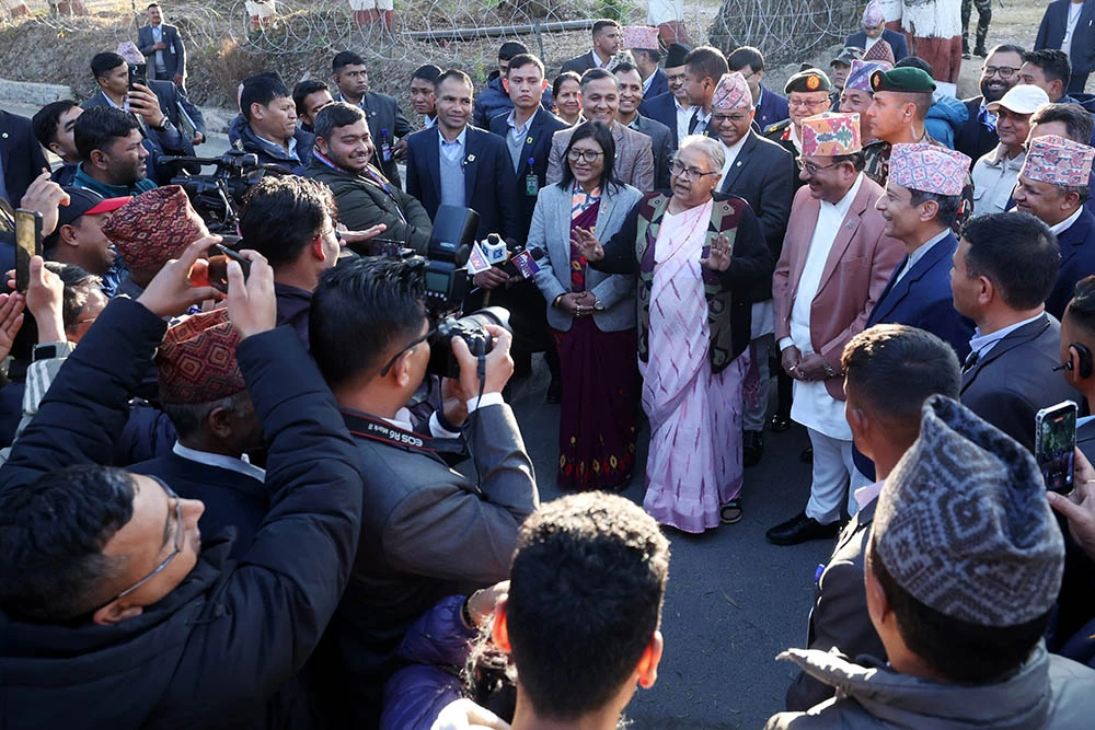 काठमाडौंको विभिन्न स्थानहरूमा श्रृङ्खलाबद्ध चोरीमा संलग्न पक्राउ