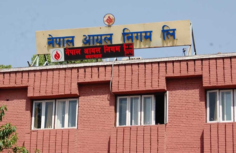 पेट्रोलियम ढुवानी गर्ने ट्यांकरको भाडा १० प्रतिशतसम्म वृद्धि हुँदा निगमलाई ८० करोड भार