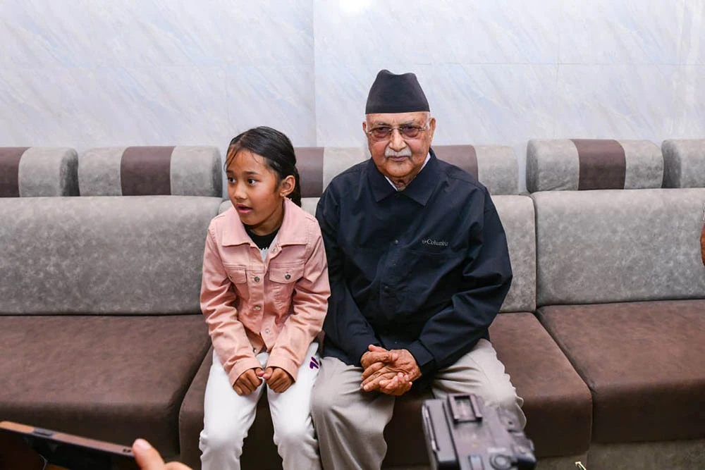 चुनावका लागि ढुक्कको वातावारण बनेको छैन : ओली