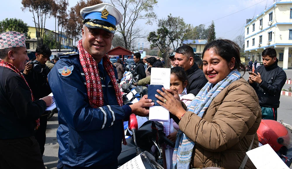काठमाडौँ उपत्यकामा चोरीका ५३ दुईपाङ्ग्रे सवारी साधन धनीलाई फिर्ता