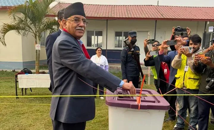 रोपाइँको समयमा किसानलाई मल सहज उपलब्ध गराउन प्रचण्डको सरकारलाई ध्यानाकर्षण
