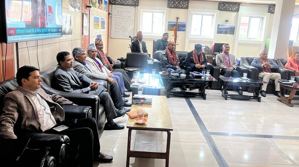 निर्वाचन शान्तिपूर्ण सम्पन्न गराएकोप्रति गृहमन्त्री अर्याललाई नागरिक अभियानको धन्यवाद ज्ञापन