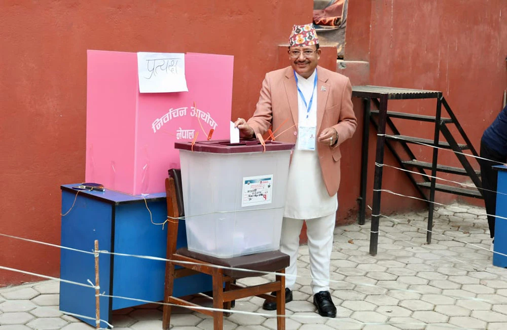 निर्वाचन शान्तिपूर्ण सम्पन्न गराएकोप्रति गृहमन्त्री अर्याललाई नागरिक अभियानको धन्यवाद ज्ञापन