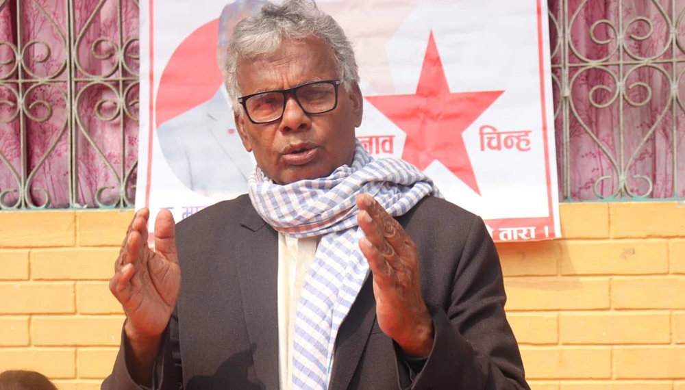धनुषा- १ बाट नेकपाका यादवले पाए चुनाव जितेको प्रमाणपत्र