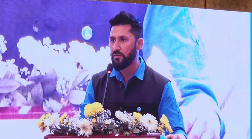 लामिछाने आजदेखि पार्टीको कार्यक्रममा सहभागी हुदै : चितवनमा कार्यकर्तालाई सम्बोधन गर्ने