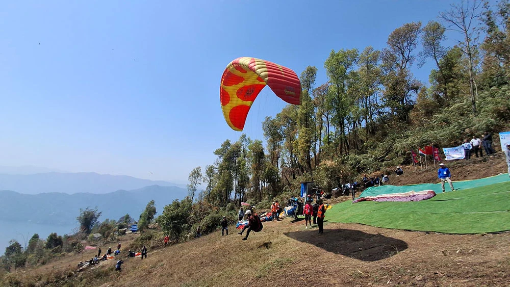  पोखराका प्याराग्लाइडिङ पाइलटको मापसे जाँच