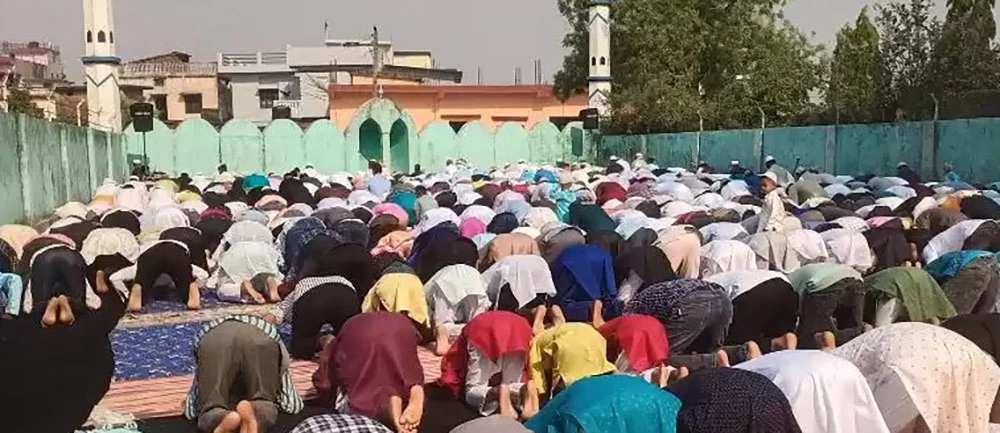 मुस्लिम समुदायले आज इद उल फित्र मनाउदै