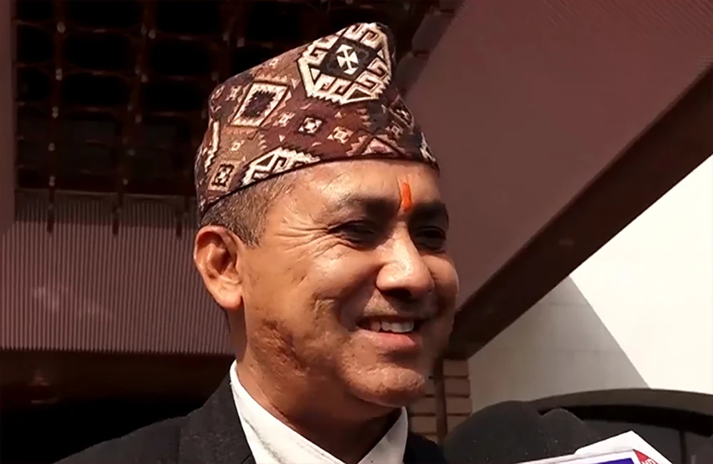 रविलाई विश्वप्रकाशको प्रश्न- के तपाइँ प्रधानमन्त्रीको समन्वयमा हुनुहुन्छ ?