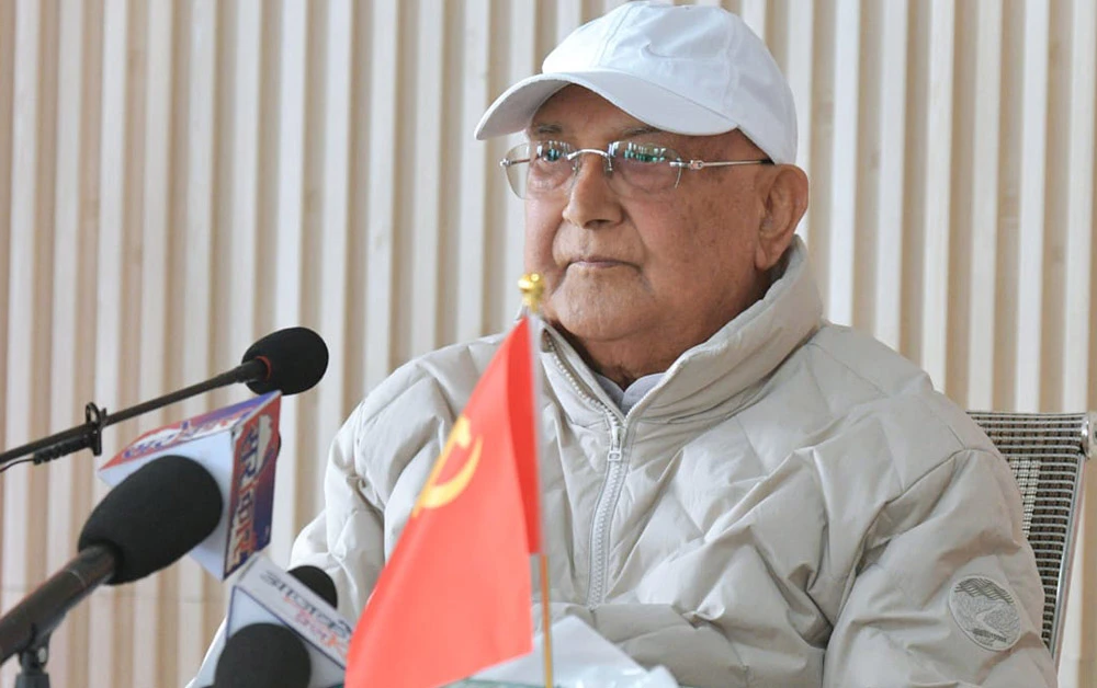 प्रचण्ड र ओलीबीच सम्बन्धविच्छेद भइसकेको छैन, झगडा मात्र परेको हो: उपेन्द्र यादव