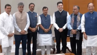 राघव चड्ढासहित राज्यसभाका ७ सांसदले छोडे आम आदमी, बिजेपीमा प्रवेश