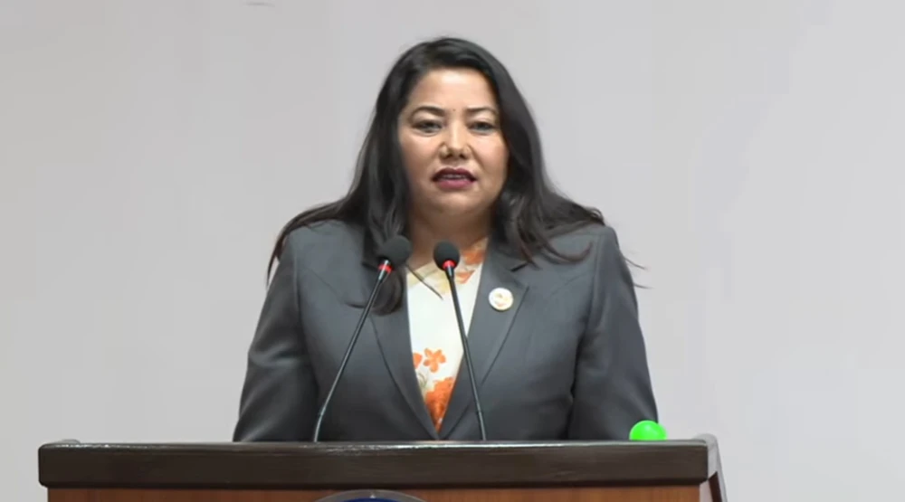 निजी क्षेत्रलाई सरकारले आतंकित बनाएको सांसद झाँक्रीको आरोप, पहिला सुनेर थुन्न सुझाव
