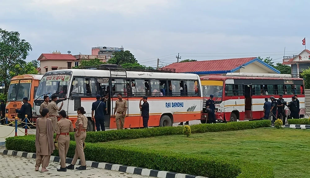 रोजगारीको प्रलोभनमा भारतमा अलपत्र पारिएका ४५३ नेपाली नागरिकको उद्धार