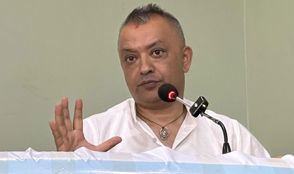 प्रधानमन्त्रीले गल्ति स्वीकार गरेर जनतासँग माफी माग्नुपर्छ- गगन थापा