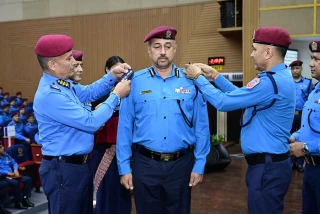 पदोन्नति भएका ४४ जना प्रहरी अधिकृतलाई दर्ज्यानी चिन्हद्वारा सुशोभित