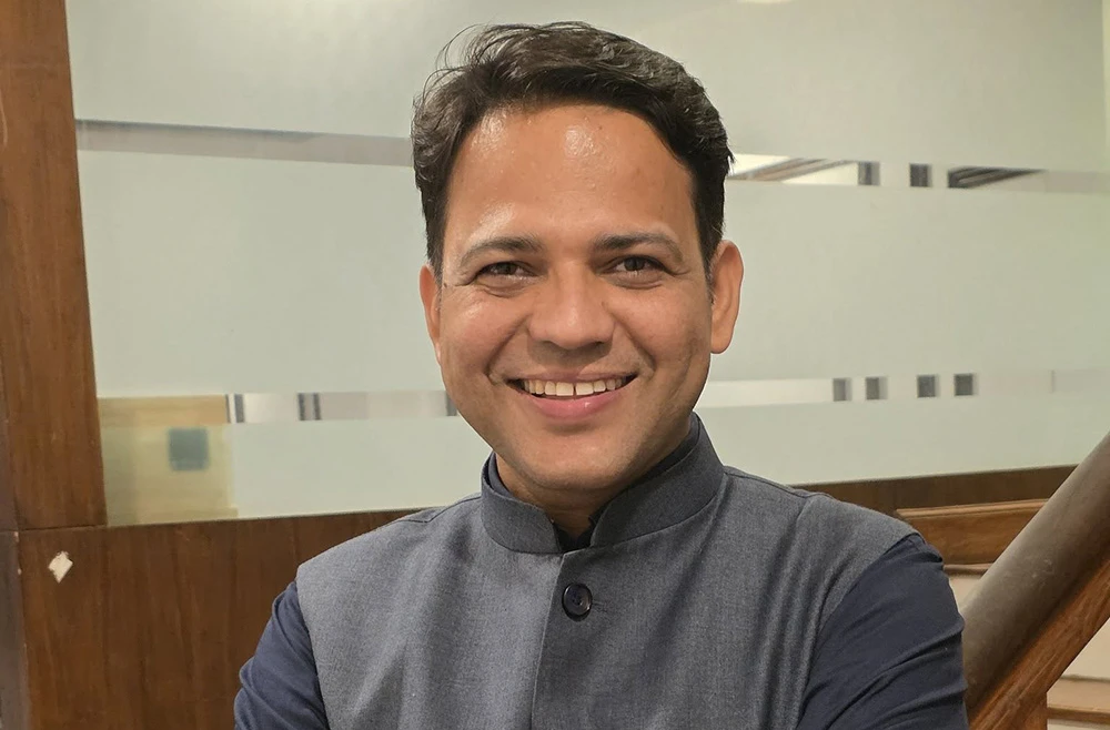 रास्वपाको महामन्त्रीमा विपिन आचार्य विजयी