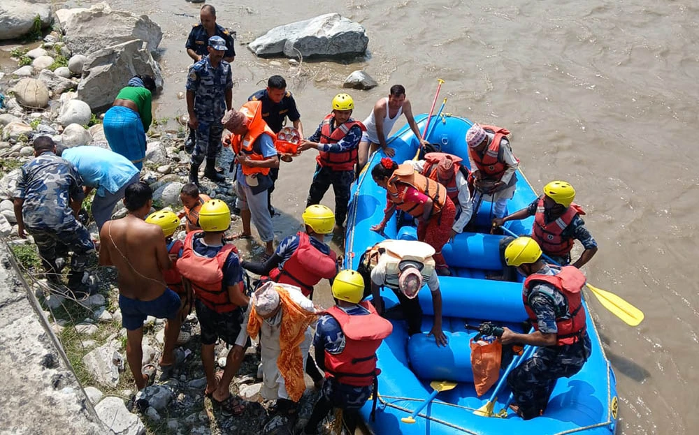 सेती नदीमा हाम फालेका व्यक्तिको शव फेला