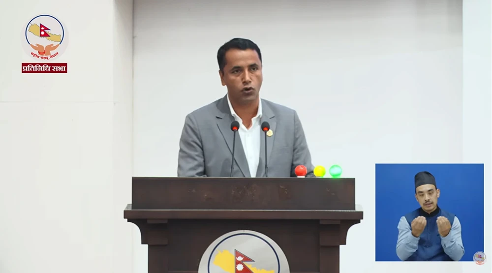 प्रचण्डले माधव नेपाललाई भने- 'नेकपा ब्युँताऔँ, तपाईं राष्ट्रपति बन्नुस्'