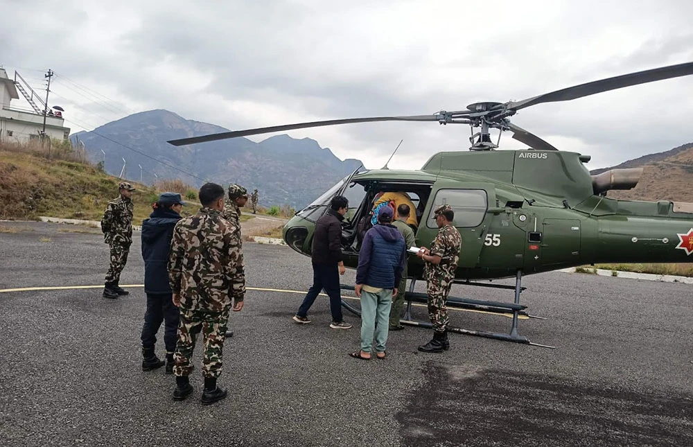 गोरखाको चुमनुब्रीमा ठुलो पहिरो, सतर्कता अपनाउन आग्रह