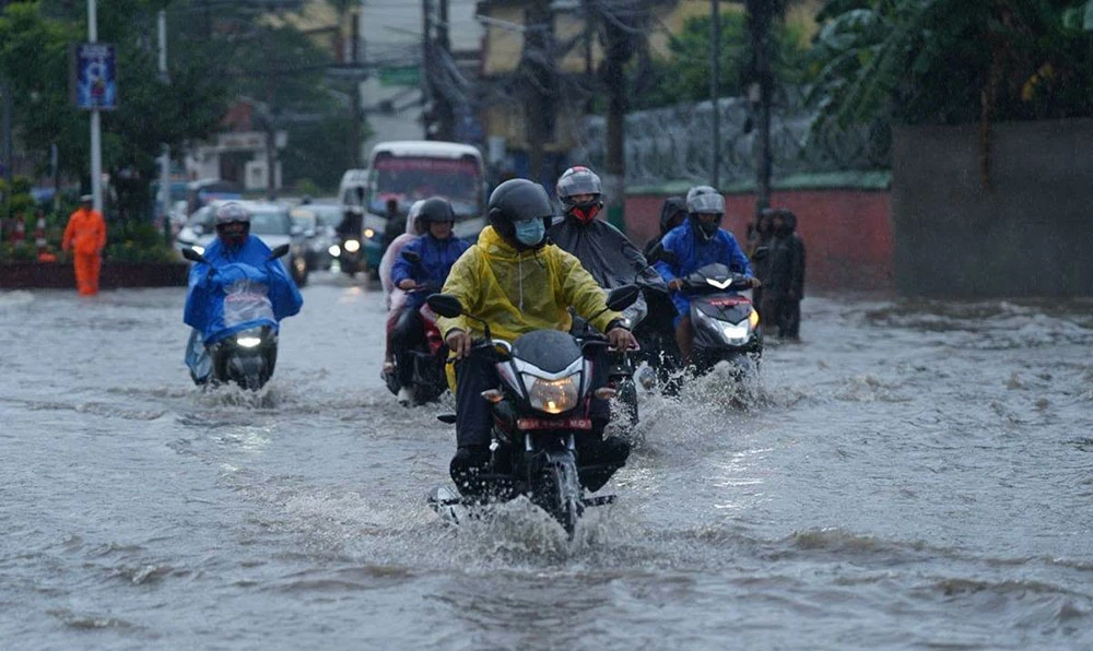 कोशी प्रदेशका विभिन्न जिल्ला डुबानमा, उद्धारको कार्य जारी