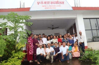 देवदह-५ का २१ टोलविकास संस्थाको प्रधानमन्त्री राहत कोषमा ९ लाख सहयोग