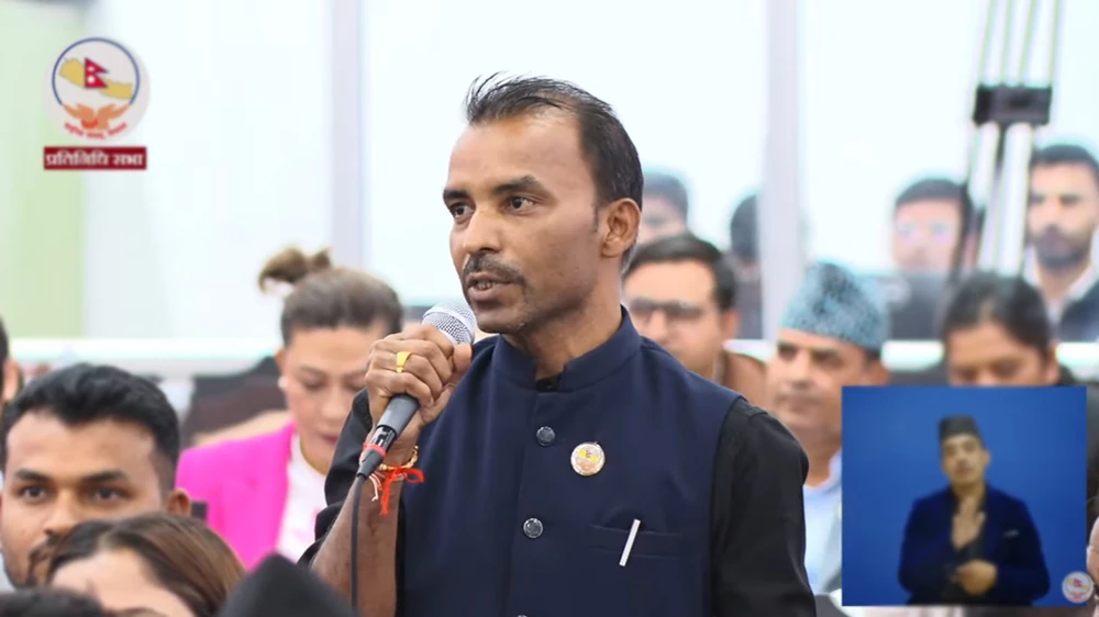सडकमा बच्चा जन्माएको घटनाको छानबिन गर्न मन्त्रालय र काउन्सिलको टोली राजविराज जाँदै