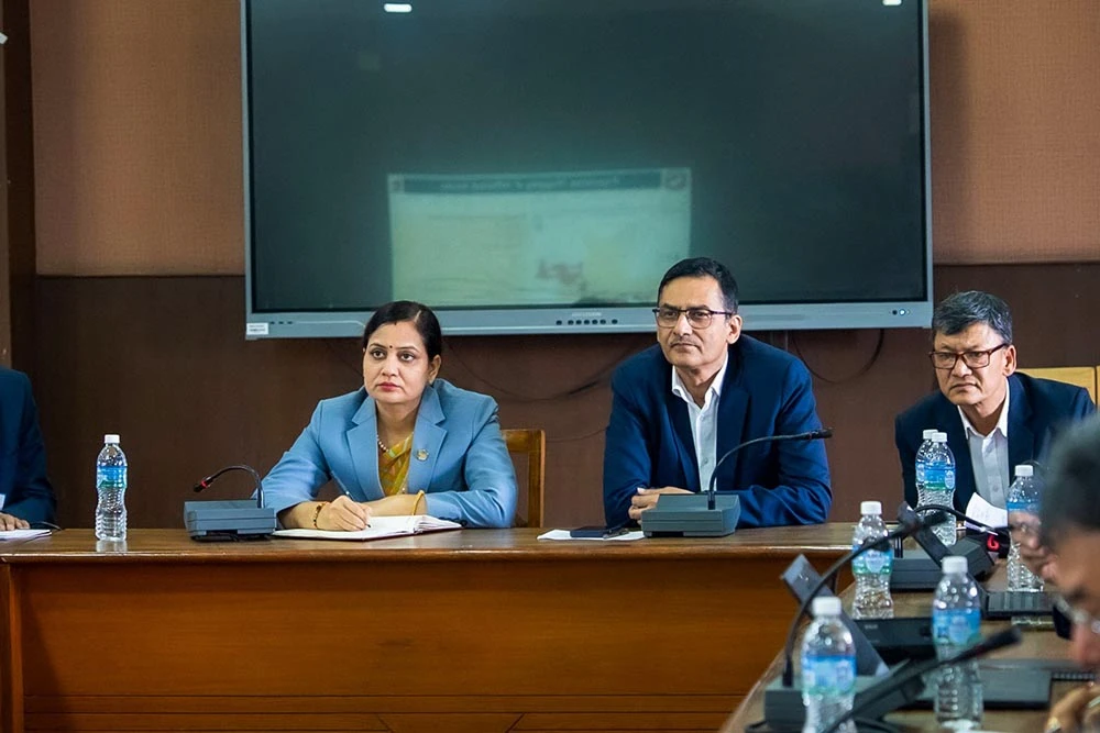 राजविराजमा अस्पतालबाहिर प्रसूति घटनाको छानबिन हुँदैछ- मन्त्री मेहता