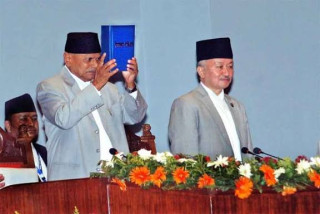 आज संविधान दिवस मनाइदै