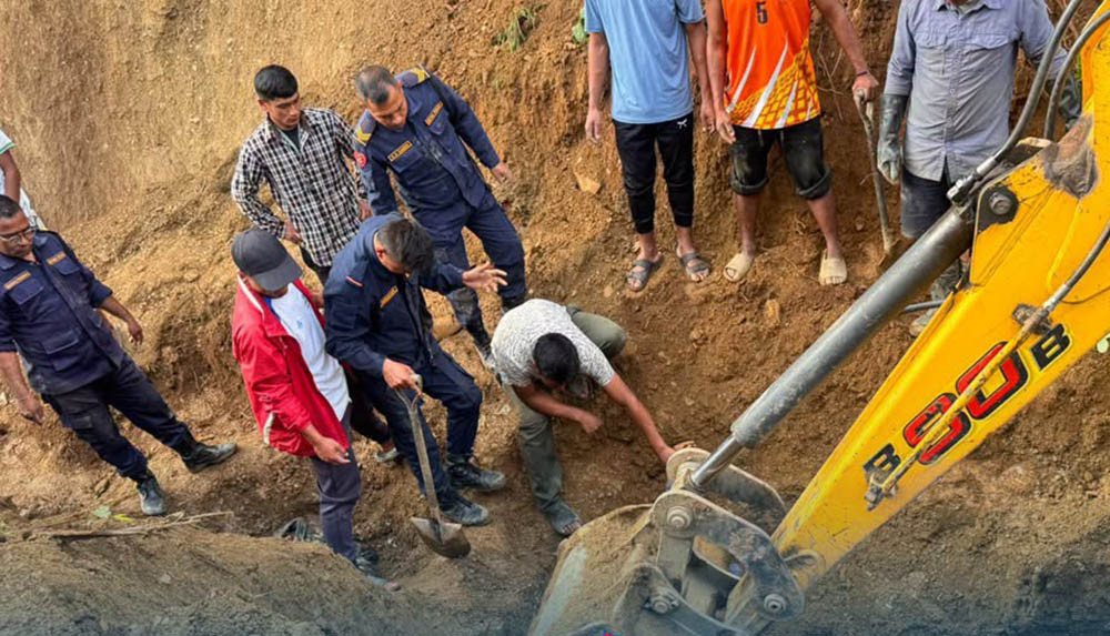 बागलुङको निसीखोलामा ढिस्को खस्दा दुई मजदुरको मृत्यु, एक गम्भीर घाइते